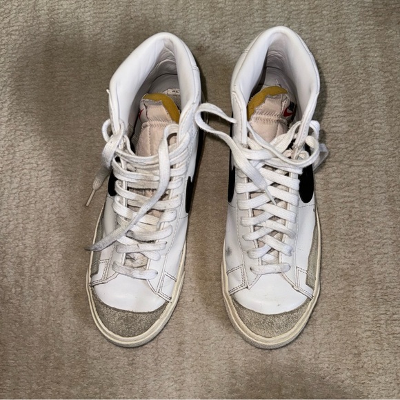 nike blazers - Picture 6 of 7